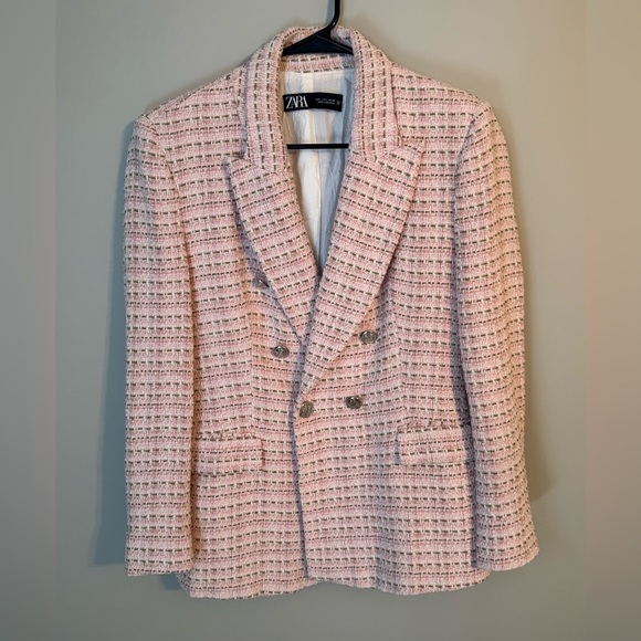 Zara Jackets & Blazers - Zara Pink Tweed Double-Breasted Blazer with Decorative Buttons